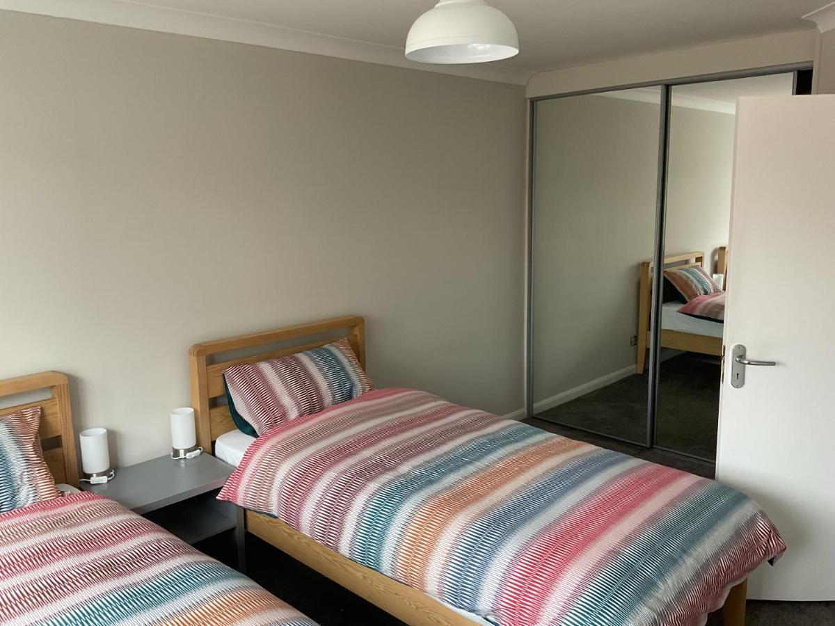 Large 2-Bedroom Maisonette With Free Parking Twickenham Exterior photo
